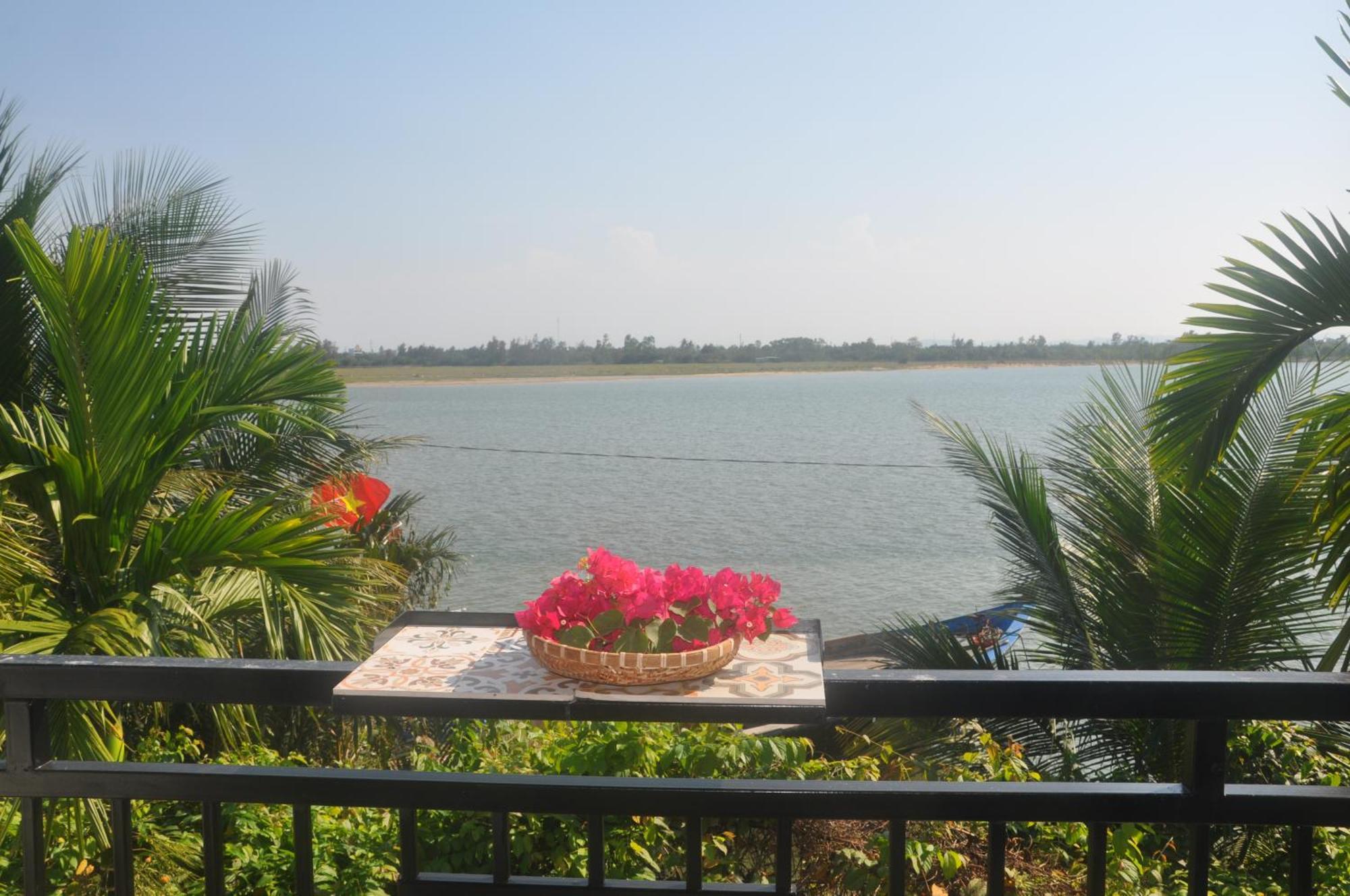 Hotel Autumn Bay Retreat Hoi An Exterior foto