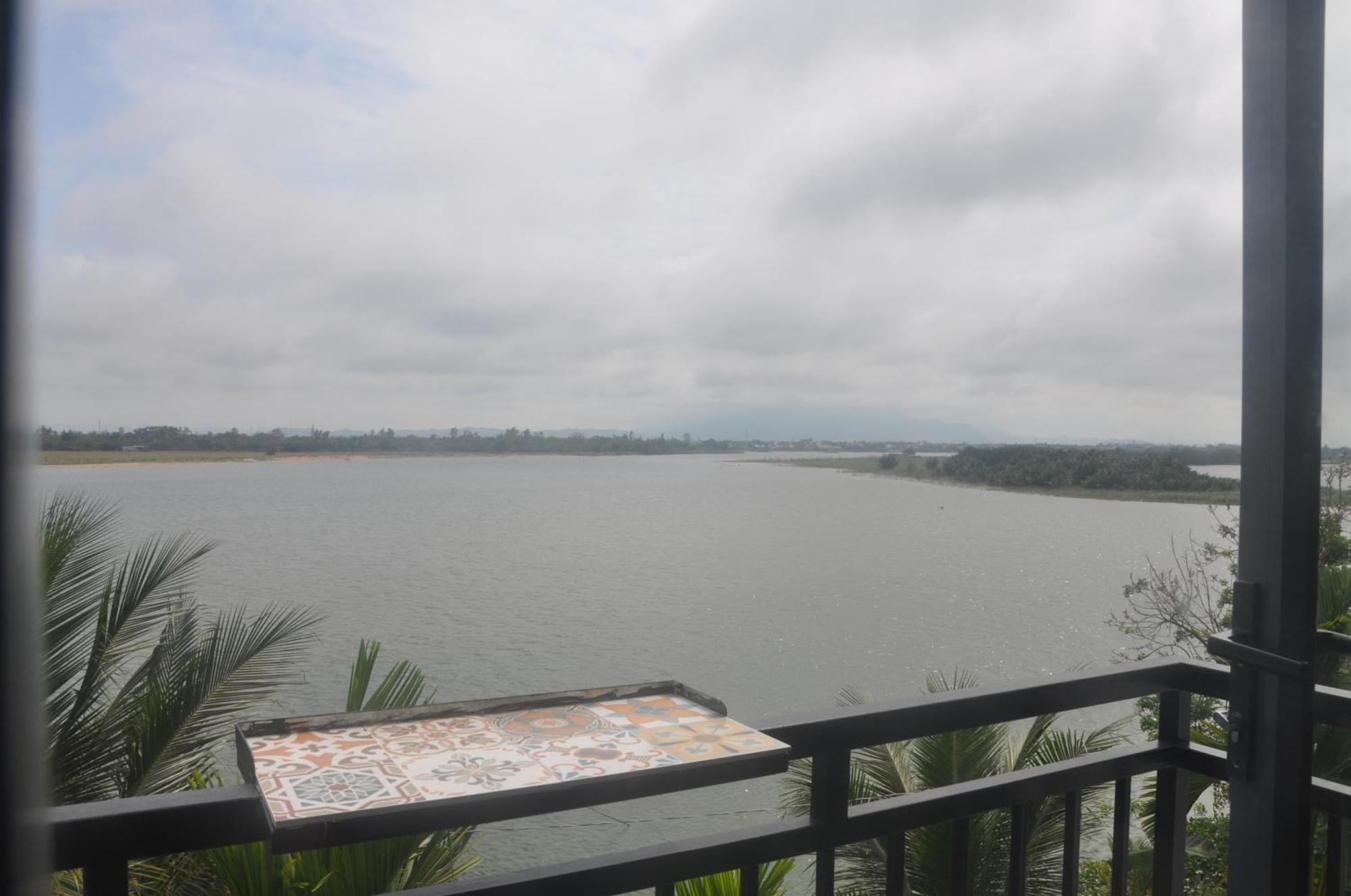 Hotel Autumn Bay Retreat Hoi An Exterior foto